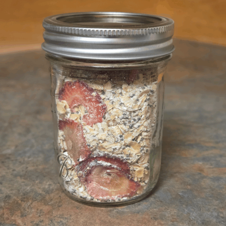 Homemade Instant Oatmeal In a mason jar for just add water meal
